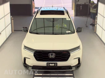2023 Honda Pilot TrailSport - miniatura 2