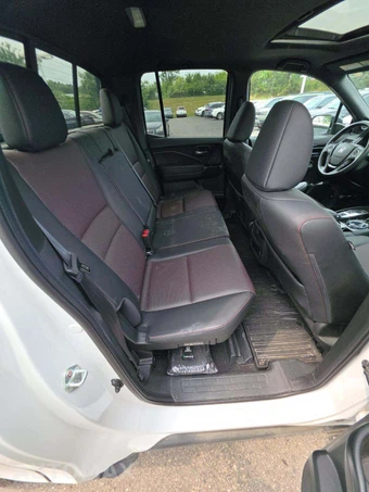 2023 Honda Ridgeline Black Edition Crew Cab Medium Bed - miniatura 13