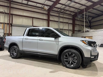 2023 Honda Ridgeline Sport Crew Cab Medium Bed - miniatura 3
