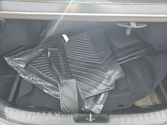 2023 Hyundai Elantra Hybrid Limited - miniatura 16