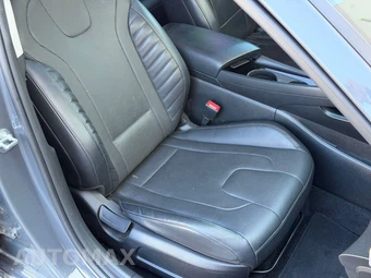 2023 Hyundai Elantra Hybrid Limited - miniatura 20