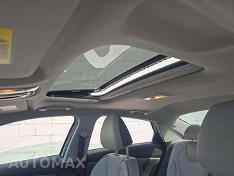 2023 Hyundai Elantra Limited - miniatura 11