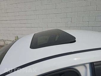 2023 Hyundai Elantra Limited - miniatura 12
