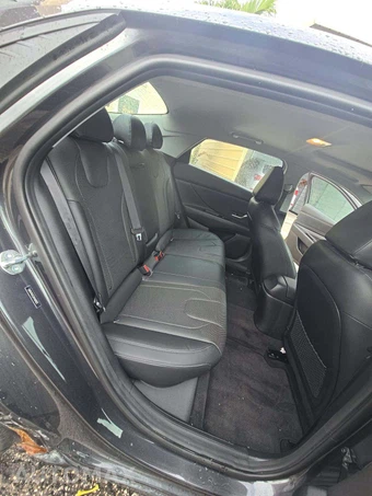 2023 Hyundai Elantra Limited - miniatura 13