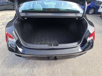 2023 Hyundai Elantra Limited - miniatura 11