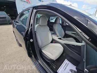 2023 Hyundai Elantra Limited - miniatura 15