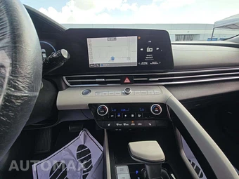 2023 Hyundai Elantra Limited - miniatura 7