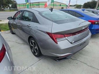 2023 Hyundai Elantra Limited - miniatura 2