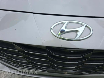 2023 Hyundai Elantra Limited - miniatura 21