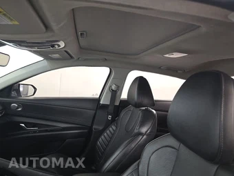 2023 Hyundai Elantra Limited - miniatura 14