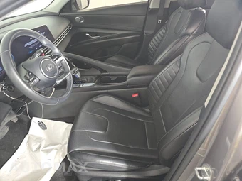 2023 Hyundai Elantra Limited - miniatura 7
