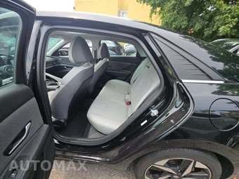 2023 Hyundai Elantra Limited - miniatura 13