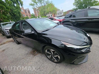 2023 Hyundai Elantra Limited - miniatura 4