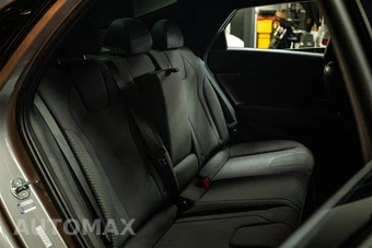 2023 Hyundai Elantra N Line - miniatura 11
