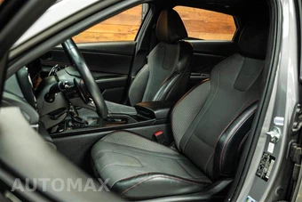 2023 Hyundai Elantra N Line - miniatura 9
