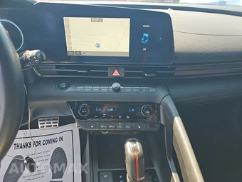 2023 Hyundai Elantra N Line - miniatura 11