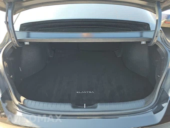 2023 Hyundai Elantra N Line - miniatura 16