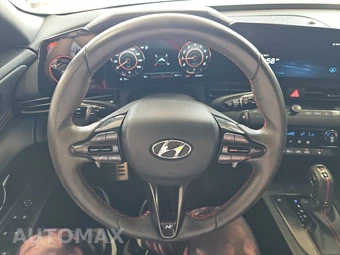 2023 Hyundai Elantra N Line - miniatura 10