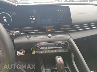 2023 Hyundai Elantra N Line - miniatura 10