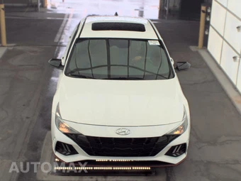 2023 Hyundai Elantra N Line - miniatura 2