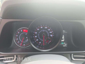 2023 Hyundai Elantra SE - miniatura 9