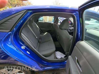 2023 Hyundai Elantra SE – miniatura 16