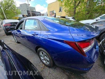 2023 Hyundai Elantra SE – miniatura 2