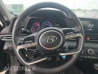 2023 Hyundai Elantra SE - miniatura 10