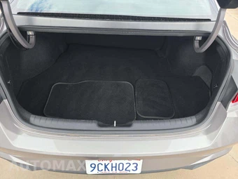 2023 Hyundai Elantra SE - miniatura 11