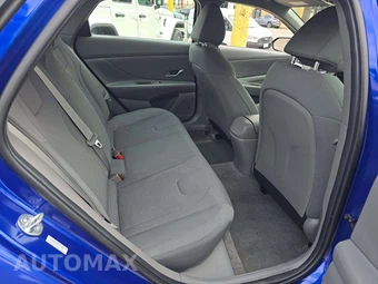 2023 Hyundai Elantra SE - miniatura 16