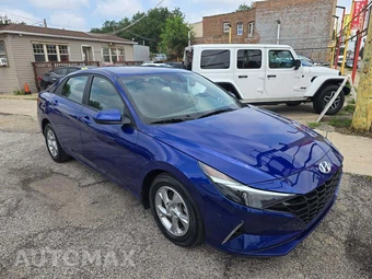 2023 Hyundai Elantra SE - miniatura 4