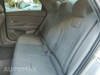 2023 Hyundai Elantra SE - miniatura 38