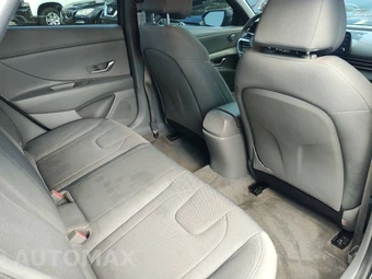 2023 Hyundai Elantra SE - miniatura 45