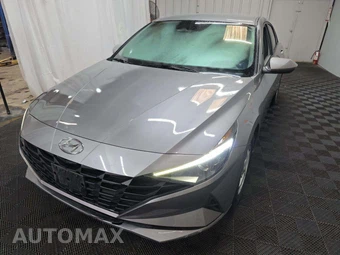 2023 Hyundai Elantra SE