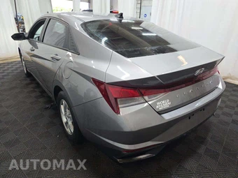 2023 Hyundai Elantra SE – miniatura 2