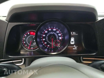 2023 Hyundai Elantra SE – miniatura 9