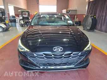 2023 Hyundai Elantra SE - miniatura 2
