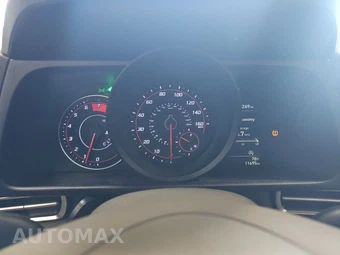 2023 Hyundai Elantra SE - miniatura 12
