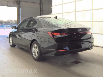2023 Hyundai Elantra SE - miniatura 6