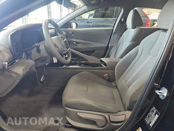 2023 Hyundai Elantra SE - miniatura 7
