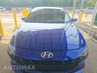 2023 Hyundai Elantra SEL - miniatura 2