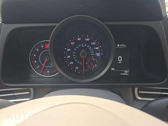 2023 Hyundai Elantra SEL - miniatura 6