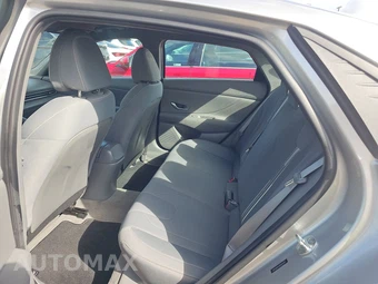 2023 Hyundai Elantra SEL - miniatura 13