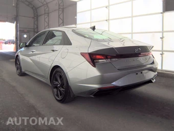 2023 Hyundai Elantra SEL - miniatura 6