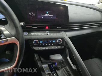 2023 Hyundai Elantra SEL – miniatura 11