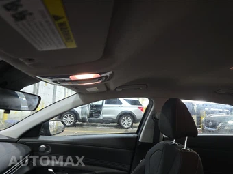 2023 Hyundai Elantra SEL – miniatura 19