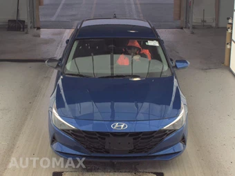 2023 Hyundai Elantra SEL – miniatura 2