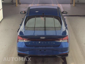 2023 Hyundai Elantra SEL – miniatura 5