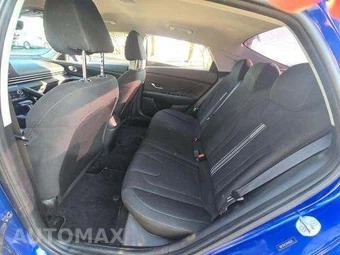 2023 Hyundai Elantra SEL – miniatura 13