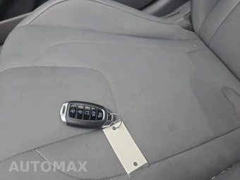 2023 Hyundai Elantra SEL - miniatura 30